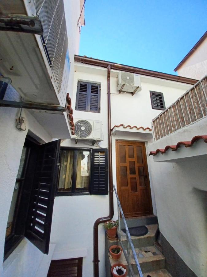 Apartment Mondo * Baska (Krk)